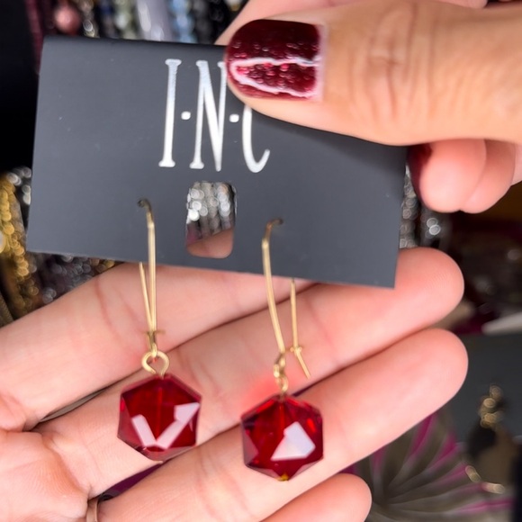 E19. INC International Concepts Red Crystal & Gold Hooks Dangle Earrings - Picture 1 of 4